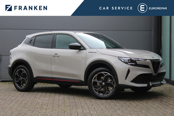 Alfa Romeo junior 1.2 Turbo Hybrid Ibrida Speciale | Direct beschikbaar | Navigatie | Adaptieve Cruise | Led | Camera | Stoelverwarming