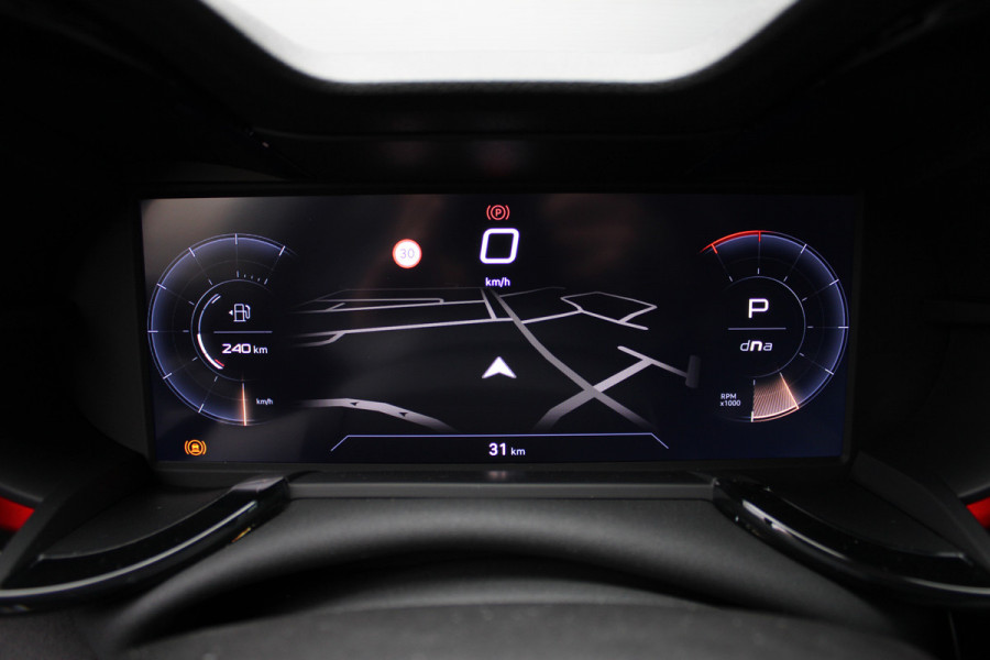 Alfa Romeo junior 1.2 Turbo Hybrid Ibrida Speciale | Direct beschikbaar | Navigatie | Adaptieve Cruise | Led | Camera | Stoelverwarming