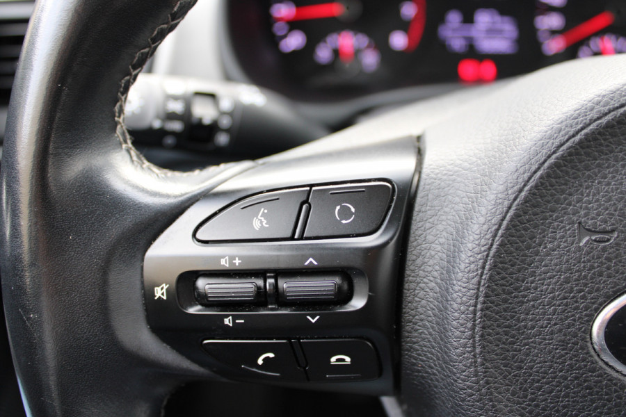 Kia Stonic 1.0 T-GDi DynamicLine | Navigatie | Camera | Carplay