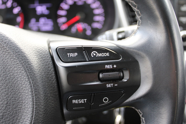 Kia Stonic 1.0 T-GDi DynamicLine | Navigatie | Camera | Carplay