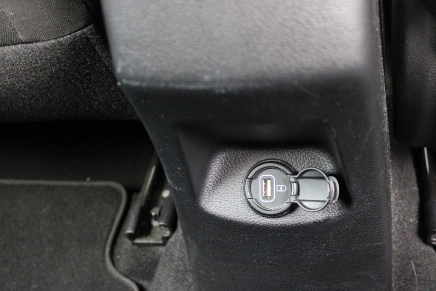 Kia Stonic 1.0 T-GDi DynamicLine | Navigatie | Camera | Carplay