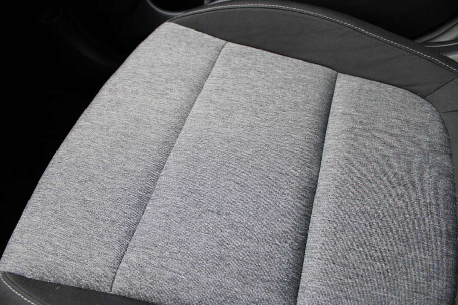 Kia Stonic 1.0 T-GDi DynamicLine | Navigatie | Camera | Carplay