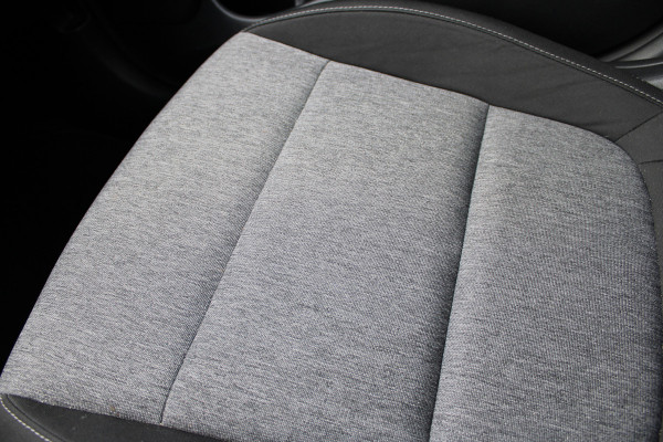 Kia Stonic 1.0 T-GDi DynamicLine | Navigatie | Camera | Carplay