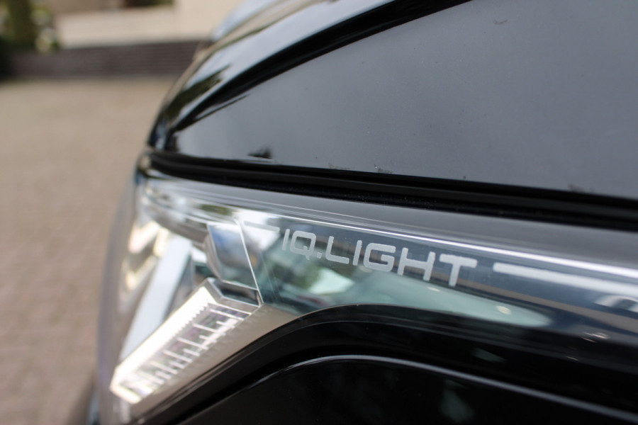 Volkswagen Tiguan Allspace 1.5 TSI R-Line 7p. | Panoramadak | Trekhaak | Navigatie | Adaptieve cruise