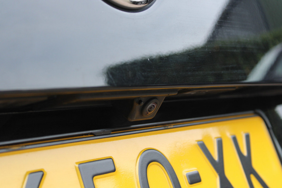 Volkswagen Tiguan Allspace 1.5 TSI R-Line 7p. | Panoramadak | Trekhaak | Navigatie | Adaptieve cruise