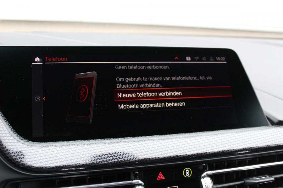 BMW 1-serie 118i Executive Edition | Cruise Control | Origin NL | Parkeersensoren | Navigatie