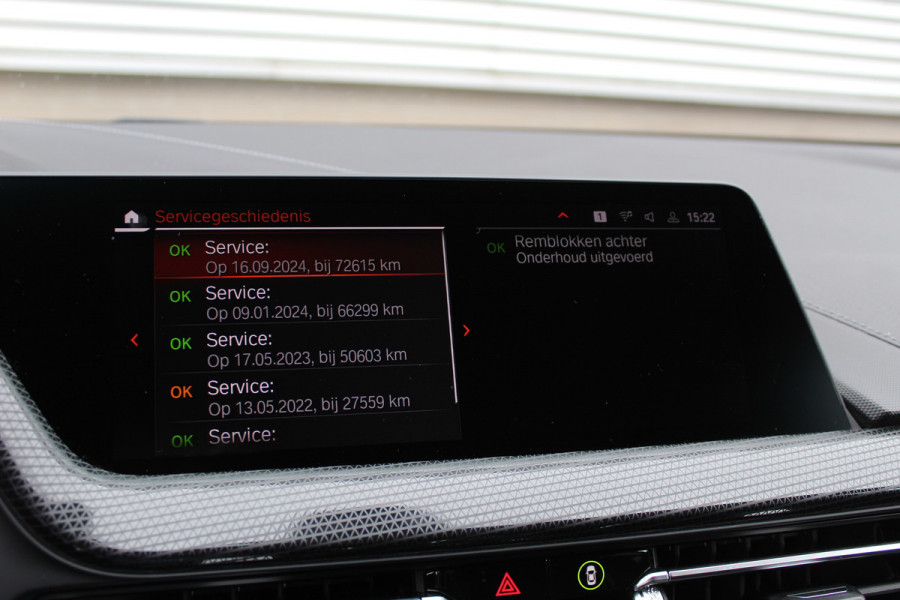 BMW 1-serie 118i Executive Edition | Cruise Control | Origin NL | Parkeersensoren | Navigatie