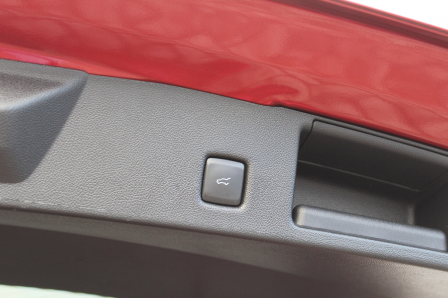 Ford Kuga 2.5 PHEV ST-Line X | Trekhaak | Head-up | B&O | BLIS | Matrix | Adaptieve cruise