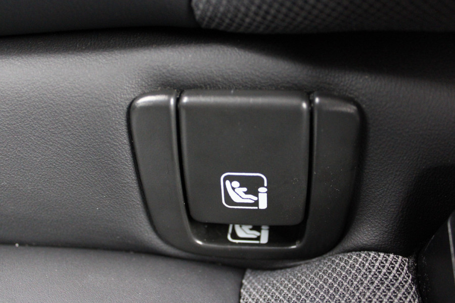 Volvo XC60 2.0 T6 Plug-in hybrid AWD Plus Black Edition | Trekhaak | 360 Camera | H&K | BLIS |