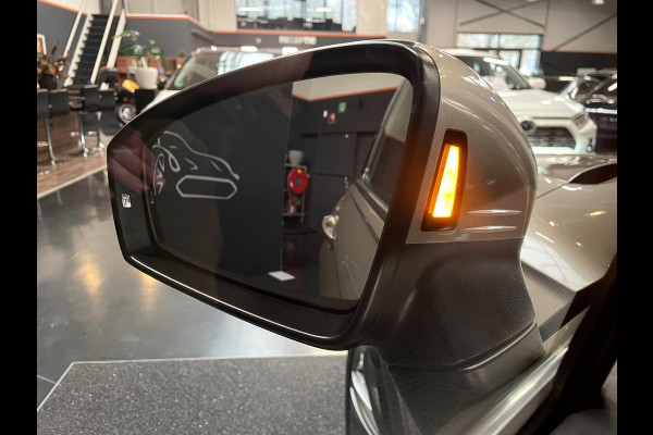 Volkswagen Tiguan 1.4 TSI ACT Highline Business 3X R-LINE PANO LEER NAVI