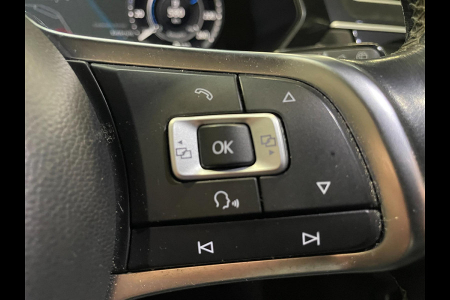 Volkswagen Tiguan 1.4 TSI ACT Highline Business 3X R-LINE PANO LEER NAVI