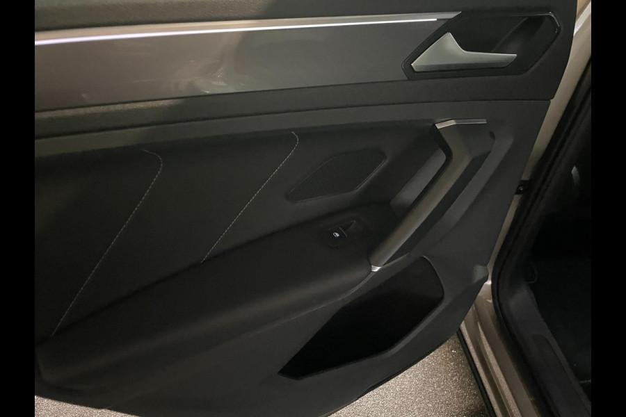 Volkswagen Tiguan 1.4 TSI ACT Highline Business 3X R-LINE PANO LEER NAVI