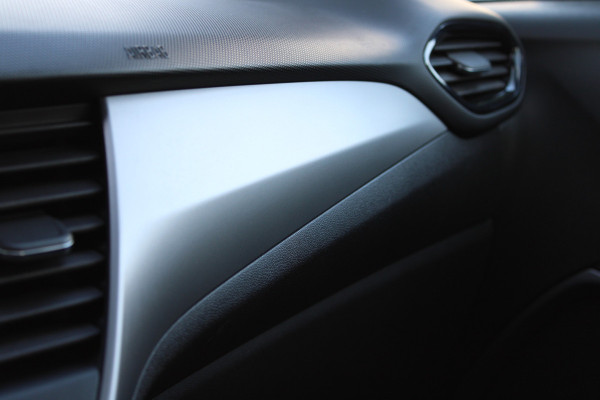 Opel Crossland X 1.2 Turbo Online Edition | Cruise control | Navigatie | Trekhaak | Dealer onderhouden |