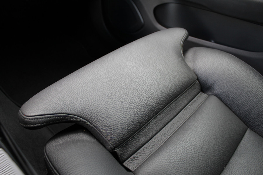 Volvo V60 2.0 T6 Plug-in hybrid AWD Plus Dark | Panoramadak | Trekhaak | BLIS | H/K | 360 Camera