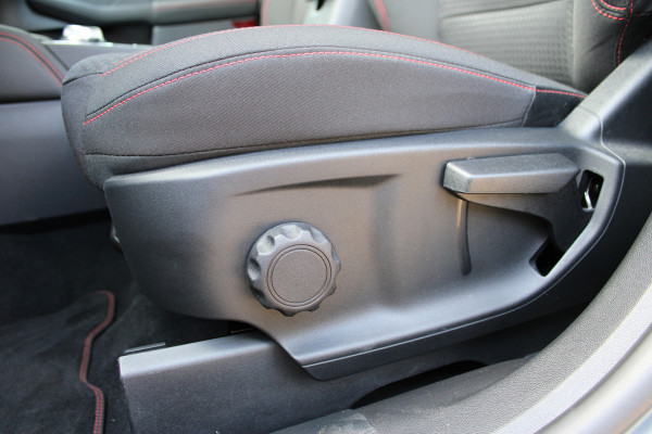 Ford Kuga 2.5 PHEV ST-Line | Trekhaak | Head-Up | BLIS | Adaptieve cruise