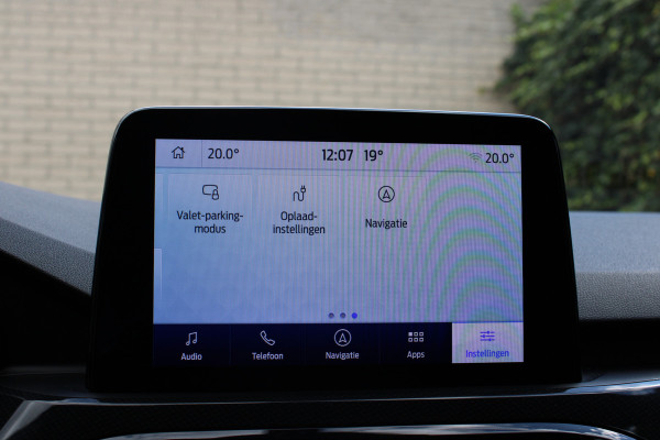 Ford Kuga 2.5 PHEV ST-Line X | Panoramadak | Trekhaak | BLIS | B&O | Head-up | Winterpack