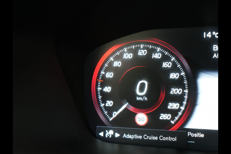 Volvo S60 Recharge T8 AWD R-Design Plug in Hybrid 391pk Black Dealer O.H PHEV | Schuifdak | Bowers & Wilkins | Head Up | Adaptive Cruise | 360 Camera | Luxe Lederen Sportstoelen Massage & Memory | 19"L.M | Keyless | Navigatie |