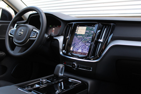 Volvo S60 2.0 Recharge T8 AWD Ultimate Dark | Schuif/Kantel dak | Head-up | H/K | BLIS | Leder | Pilot Assist