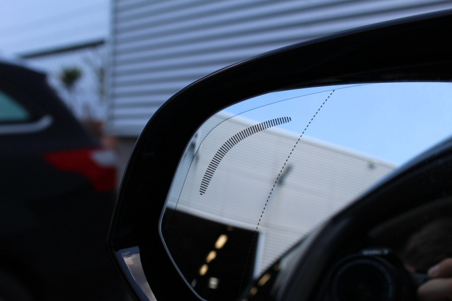 Volvo S60 2.0 Recharge T8 AWD Ultimate Dark | Schuif/Kantel dak | Head-up | H/K | BLIS | Leder | Pilot Assist