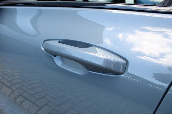 Volvo S60 2.0 Recharge T8 AWD Ultimate Dark | Schuif/Kantel dak | Head-up | H/K | BLIS | Leder | Pilot Assist