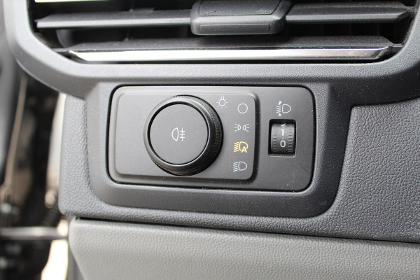 Ford Transit Custom 300 2.0 TDCI L2H1 Limited | Adaptieve Cruise  | Trekhaak | Laadruimte betimmering | Winterpack