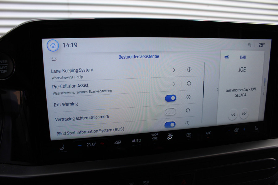 Ford Transit Custom 300 2.0 TDCI L2H1 Limited | Adaptieve Cruise  | Trekhaak | Laadruimte betimmering | Winterpack