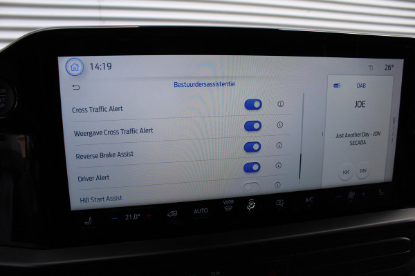 Ford Transit Custom 300 2.0 TDCI L2H1 Limited | Adaptieve Cruise  | Trekhaak | Laadruimte betimmering | Winterpack