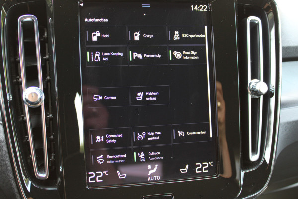 Volvo XC40 1.5 T4 Plug-in hybrid Plus Dark | Trekhaak | H/K | Pilot | Full