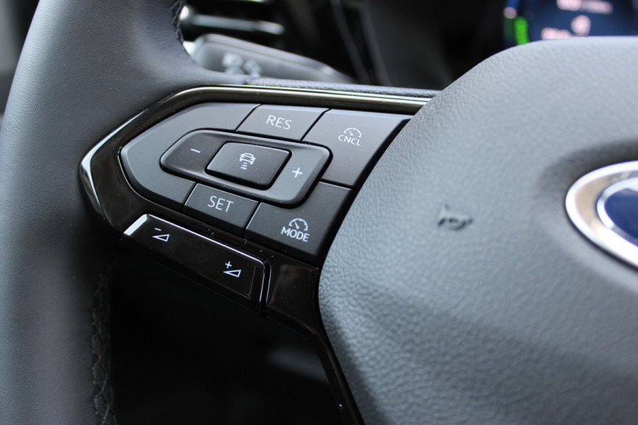 Ford Tourneo Connect 1.5 PHEV Titanium 7 zits | Luxe | Cruise control | Carplay