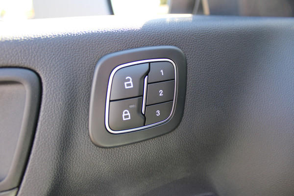 Ford Kuga 2.5 PHEV Active X | Winterpakket | Technology pack | BLIS | Navigatie | Head-up