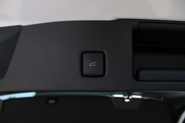 Ford Kuga 2.5 PHEV Active X | Winterpakket | Technology pack | BLIS | Navigatie | Head-up