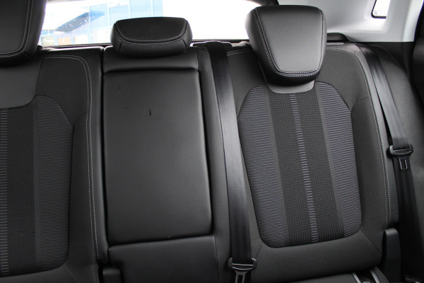 Opel Grandland 1.2 Turbo | Winterpack | Cruise control | Bluetooth | Parkeersensoren