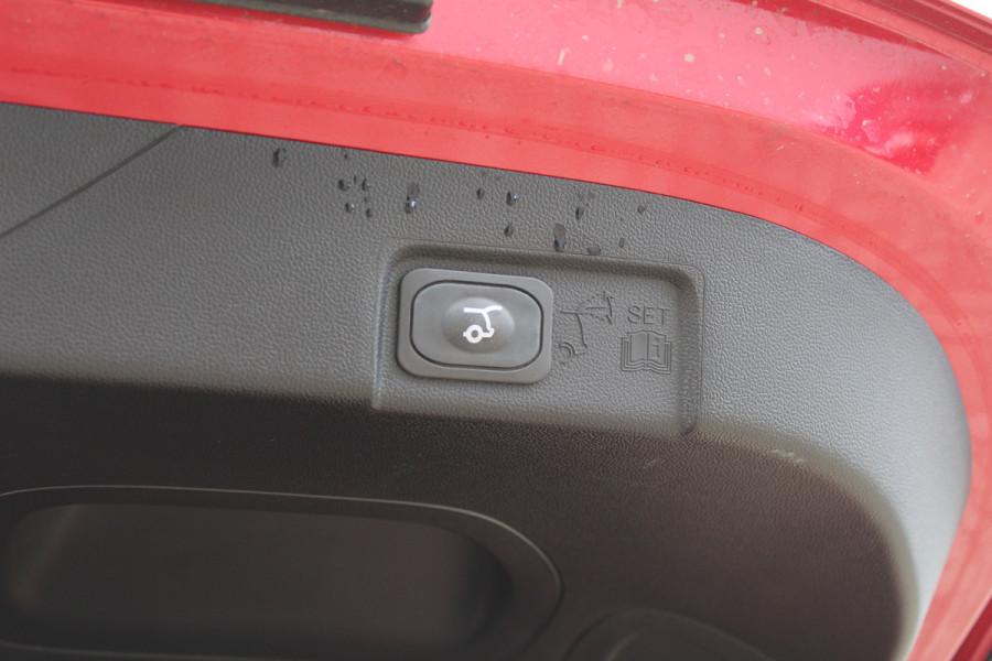 Ford Puma 1.0 EcoBoost Hybrid ST-Line X | Nieuw model | 19'' | Panoramadak | Trekhaak | BLIS | Carplay | Camera  | Adaptieve cruise