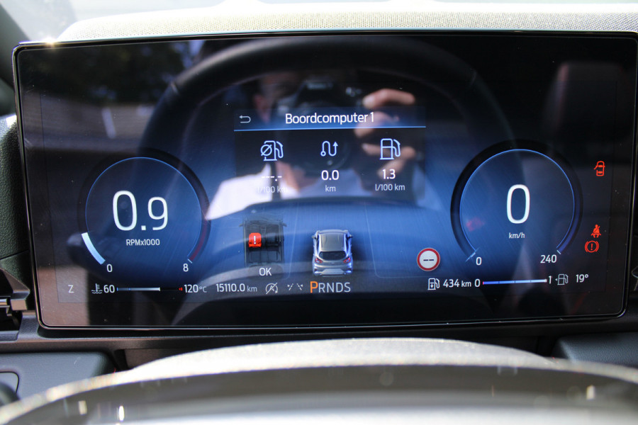 Ford Puma 1.0 EcoBoost Hybrid ST-Line X | Panoramadak | Trekhaak | Full Options