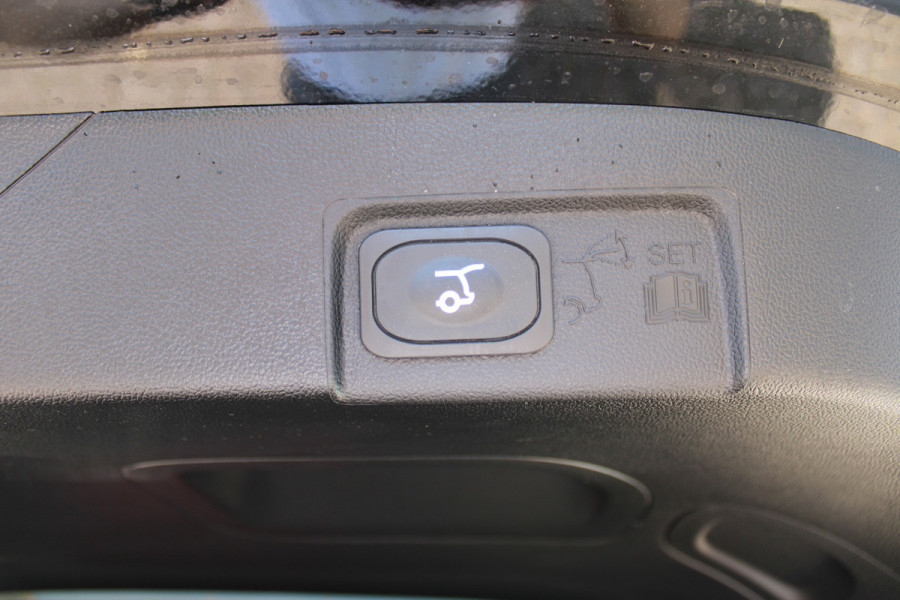 Ford Puma 1.0 EcoBoost Hybrid ST-Line X | Panoramadak | Trekhaak | Full Options