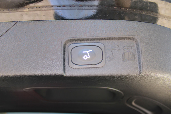 Ford Puma 1.0 EcoBoost Hybrid ST-Line X | Panoramadak | Trekhaak | Full Options