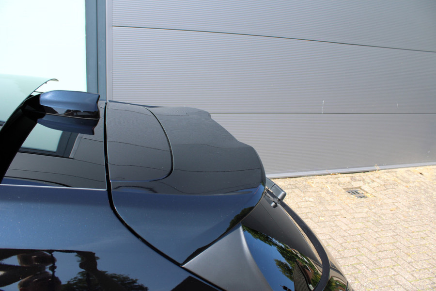 Ford Puma 1.0 EcoBoost Hybrid ST-Line X | Panoramadak | Trekhaak | Full Options