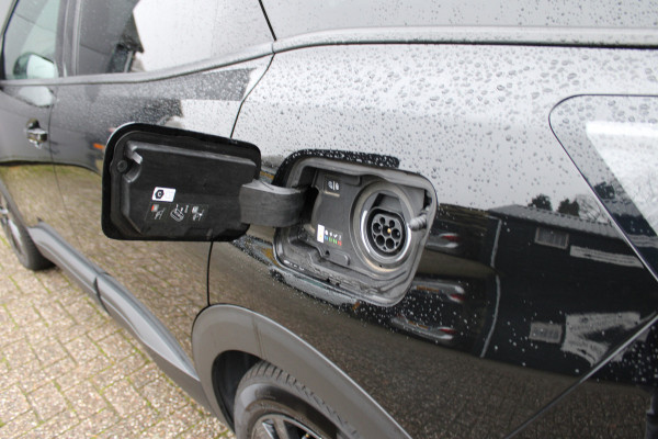 Peugeot 3008 1.6 HYbrid4 300 GT | Trekhaak | Focal | Camera | Leder | Navigatie | Adaptieve cruise