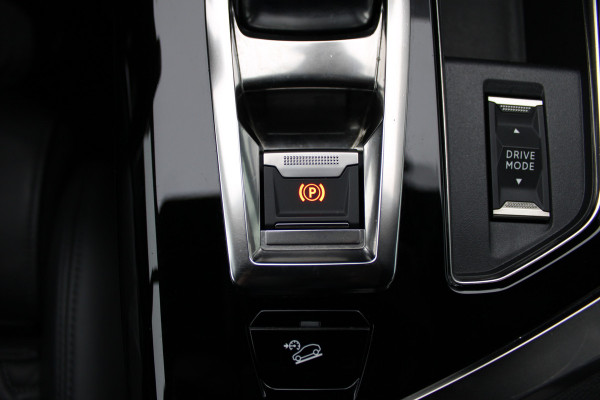 Peugeot 3008 1.6 HYbrid4 300 GT | Trekhaak | Focal | Camera | Leder | Navigatie | Adaptieve cruise