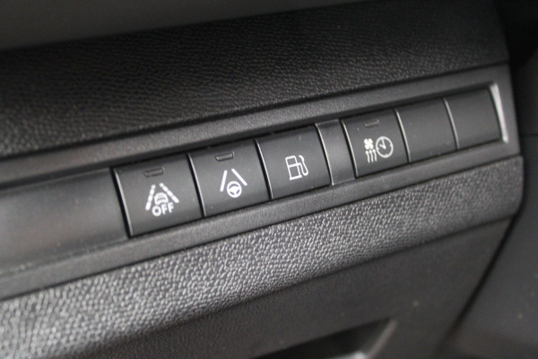 Peugeot 3008 1.6 HYbrid4 300 GT | Trekhaak | Focal | Camera | Leder | Navigatie | Adaptieve cruise