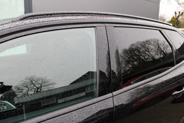 Peugeot 3008 1.6 HYbrid4 300 GT | Trekhaak | Focal | Camera | Leder | Navigatie | Adaptieve cruise