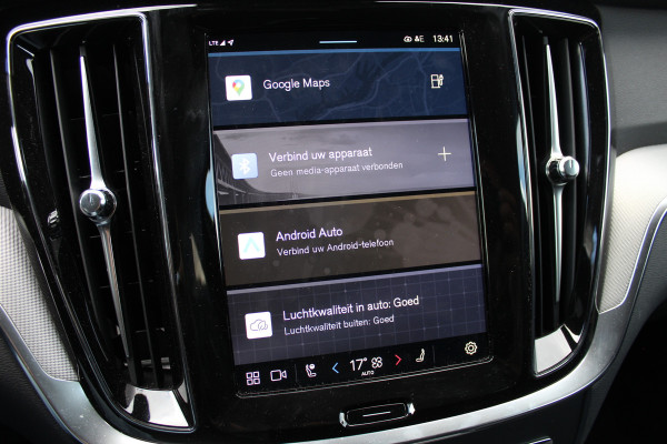 Volvo V60 2.0 T6 Plug-in hybrid AWD Plus Dark | Panoramadak | Trekhaak | H&K | BLIS | 360 Camera | Winterpack