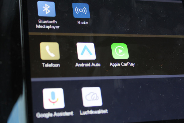 Volvo V60 2.0 T6 Plug-in hybrid AWD Plus Dark | Panoramadak | Trekhaak | H&K | BLIS | 360 Camera | Winterpack