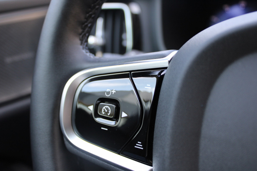 Volvo V60 2.0 T6 Plug-in hybrid AWD Plus Bright | H/K | 360 Camera | Winterpack | Led | Driver assistance