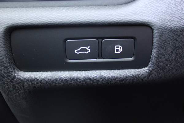 Volvo V60 2.0 T6 Plug-in hybrid AWD Plus Bright | H/K | 360 Camera | Winterpack | Led | Driver assistance