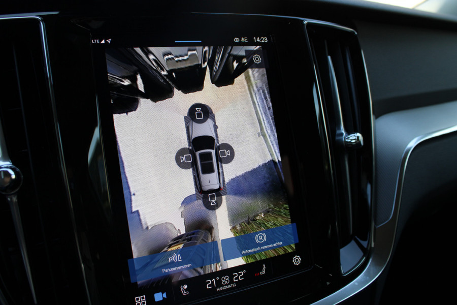 Volvo V60 2.0 T6 Plug-in hybrid AWD Plus Bright | H/K | 360 Camera | Winterpack | Led | Driver assistance