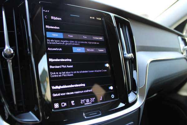 Volvo V60 2.0 T6 Plug-in hybrid AWD Plus Bright | H/K | 360 Camera | Winterpack | Led | Driver assistance