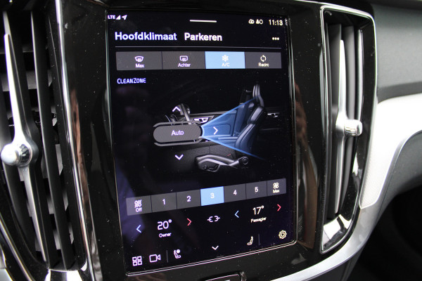 Volvo V60 2.0 T6 Plug-in hybrid AWD Plus Dark | Panoramadak | Trekhaak | H/K | 360 Camera