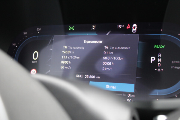 Volvo V60 2.0 T6 Plug-in hybrid AWD Plus Dark | Pilot Assist | 19" | Trekhaak | 360 Camera | H&K