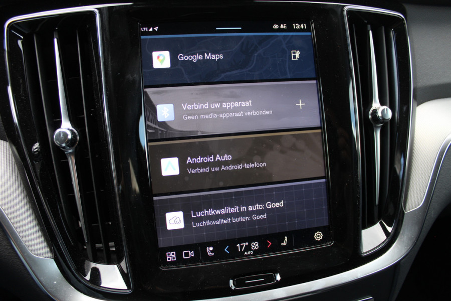 Volvo V60 2.0 T6 Plug-in hybrid AWD Plus Dark | Harman Kardon | 360 Camera | BLIS | 19" | Winterpack